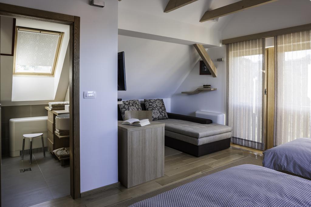 Guest House Kalska Domacija Semic Kamer foto